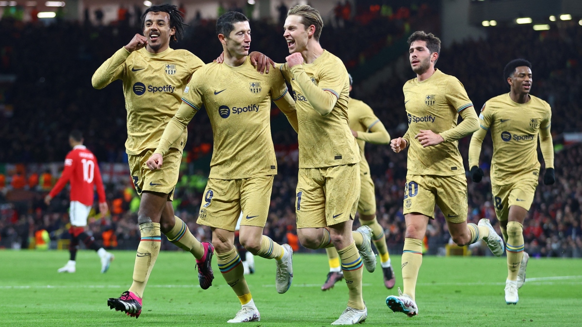 toan canh mu 2-1 barca vu dieu samba dua quy do tien buoc o europa league hinh anh 5