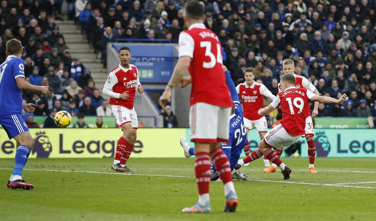 trUc tiEp leicester 0 - 1 arsenal martinelli mo ty so hinh anh 6