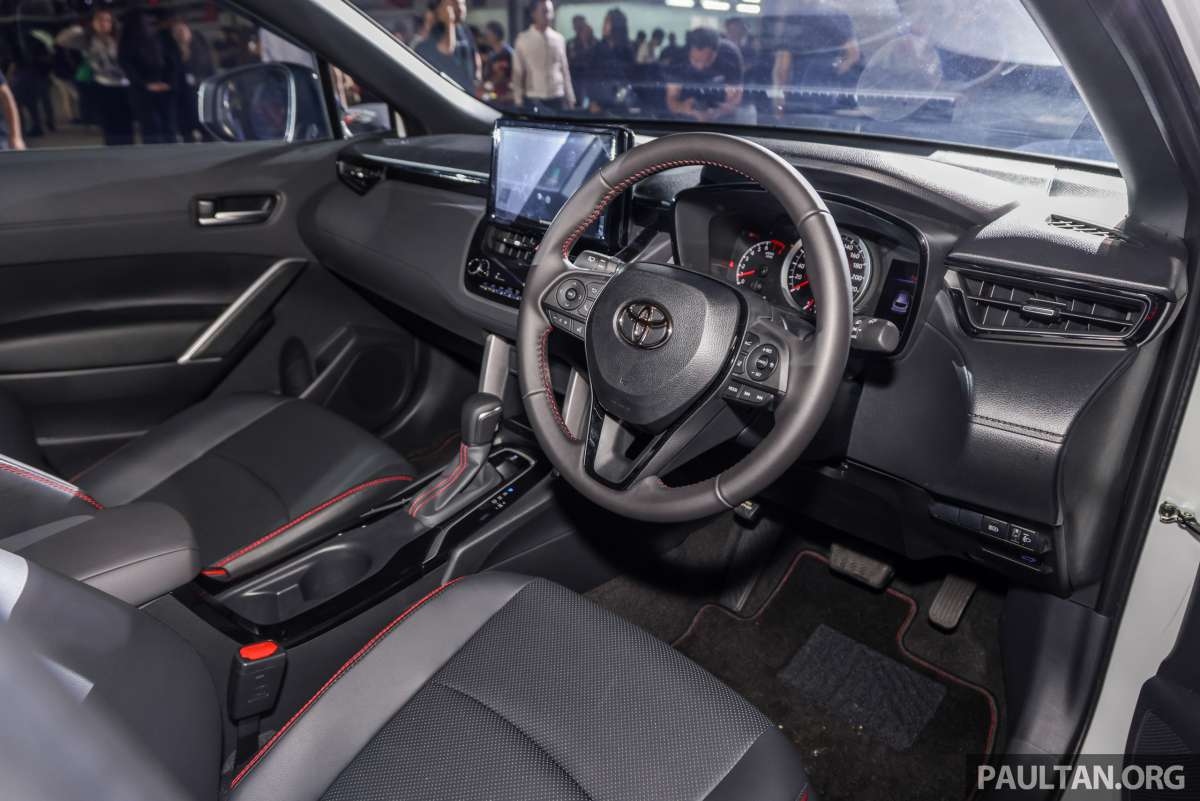 toyota corolla cross gr sport 2023 ra mat voi thiet ke khac biet hinh anh 6