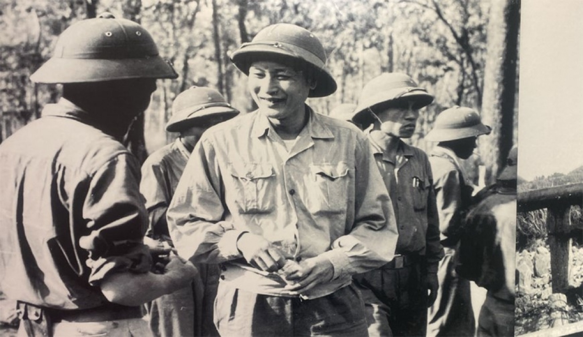 tuong Dong sy nguyen than tuong cua linh truong son hinh anh 3