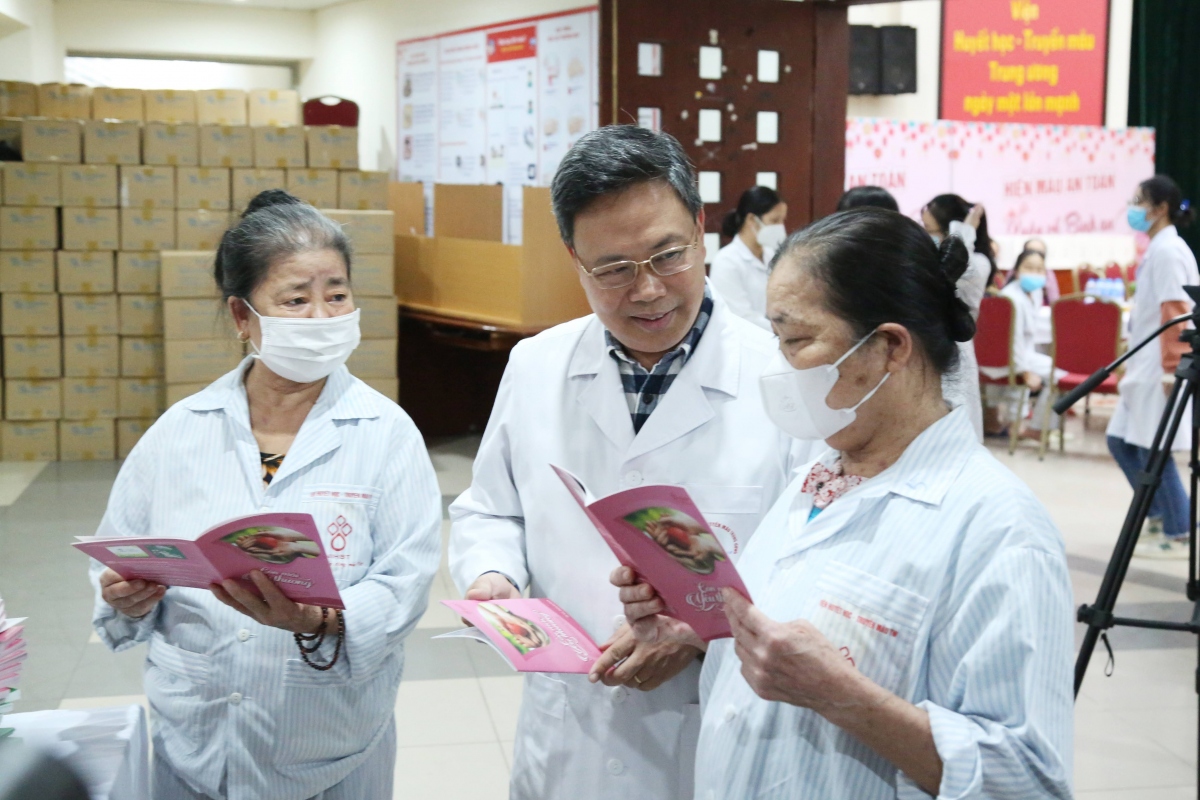 viet tiep cau chuyen mua xuan cho benh nhan ung thu hinh anh 3