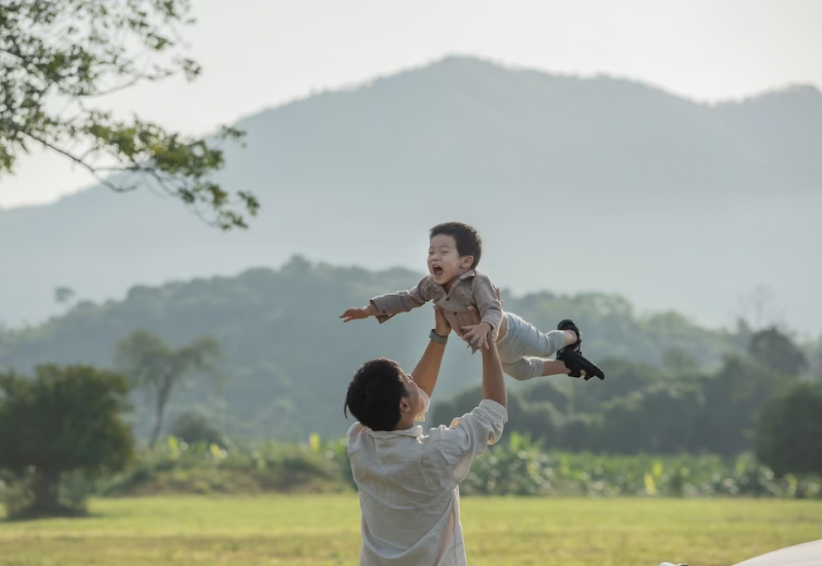 bí quyết nuôi dưỡng sức khỏe tâm lý vững vàng, mạnh mẽ cho trẻ em hình ảnh 1 bi quyet nuoi duong suc khoe tam ly vung vang, manh me cho tre em hinh anh 1