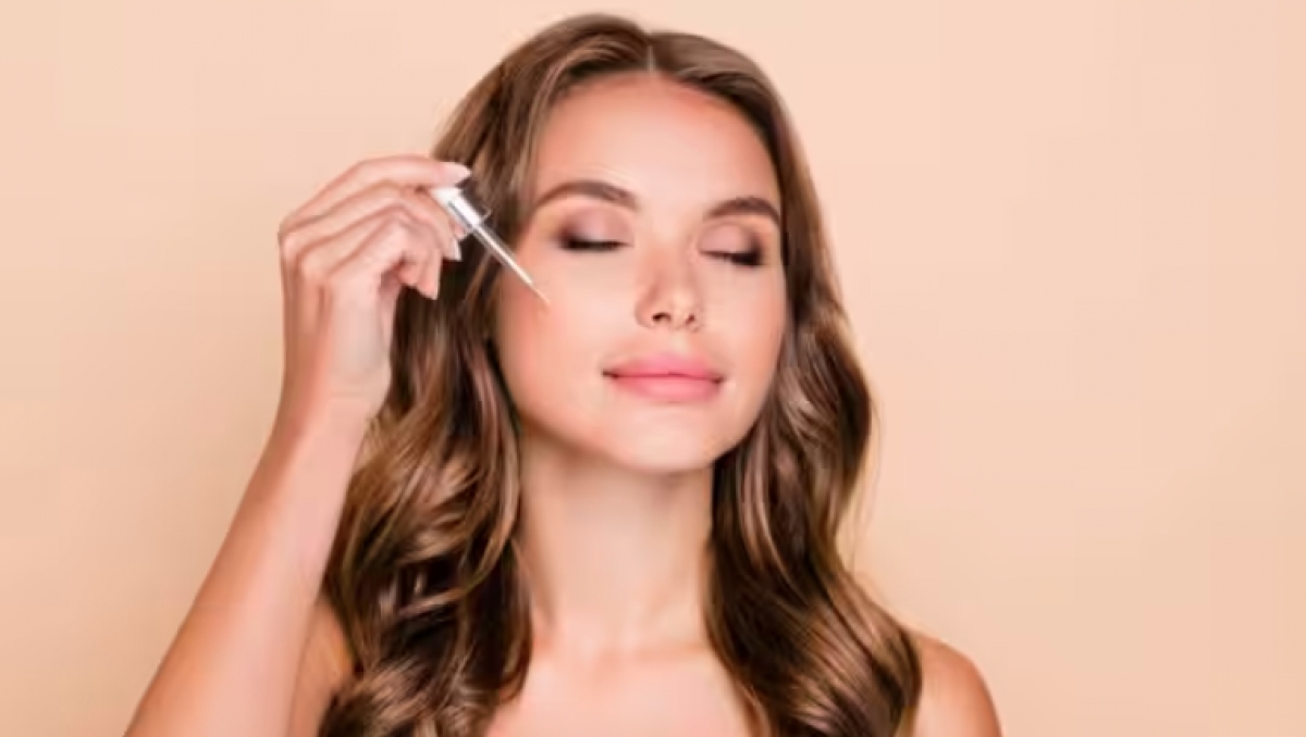 sai lam khi dung serum duong da khong phai ai cung biet hinh anh 2