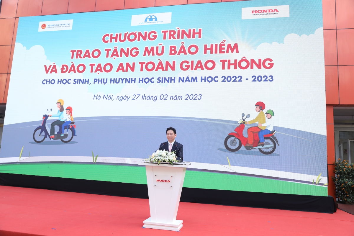 honda viet nam trao tang hang tram nghin mu bao hiem cho hoc sinh tieu hoc hinh anh 2
