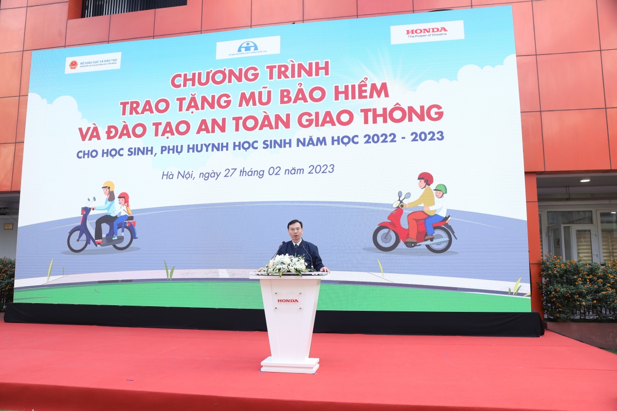 honda viet nam trao tang hang tram nghin mu bao hiem cho hoc sinh tieu hoc hinh anh 3
