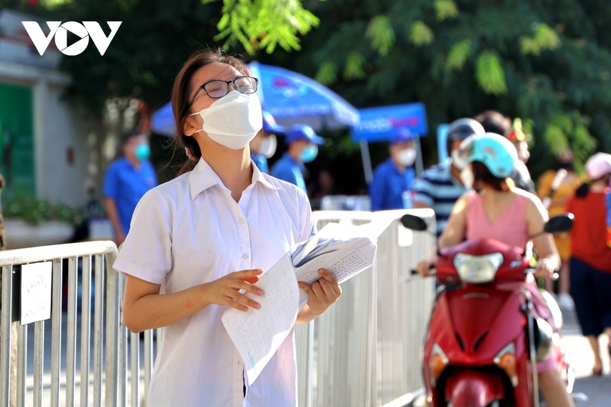 tuyển sinh lớp 10 ở hà nội nên thi 3 môn hay 4 môn hình ảnh 1 tuyen sinh lop 10 o ha noi nen thi 3 mon hay 4 mon hinh anh 1