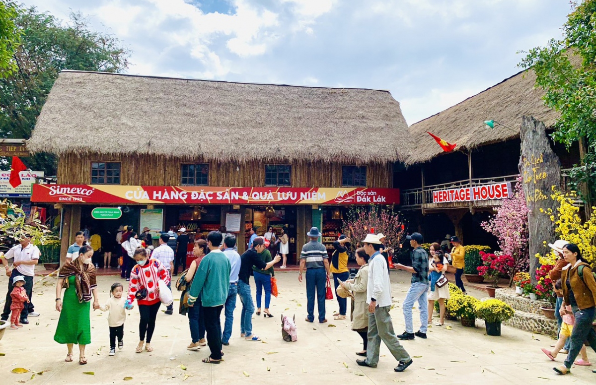 nơi uống cà phê miễn phí tại lễ hội cà phê buôn ma thuột 2023 hình ảnh 1 noi uong ca phe mien phi tai le hoi ca phe buon ma thuot 2023 hinh anh 1