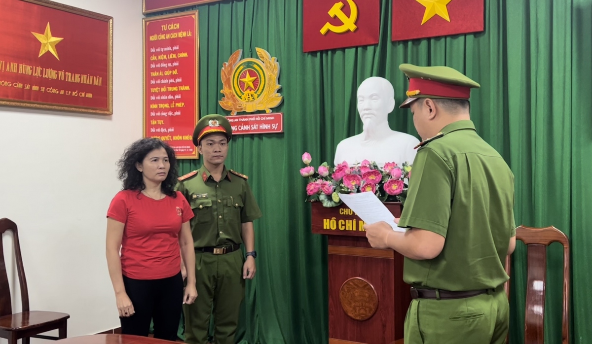 cong an tp.hcm thong tin vu bat ba han ni va tien si luat Dang anh quan hinh anh 2