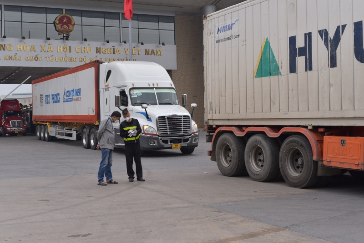xuất nhập khẩu qua lào cai phục hồi tích cực hình ảnh 1 xuat nhap khau qua lao cai phuc hoi tich cuc hinh anh 1