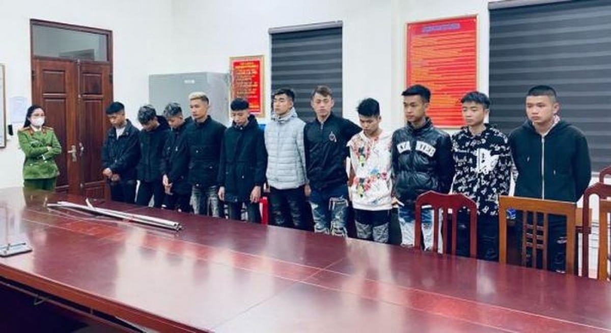 mâu thuẫn do va chạm giao thông, nhóm thanh niên hỗn chiến hình ảnh 1 mau thuan do va cham giao thong, nhom thanh nien hon chien hinh anh 1