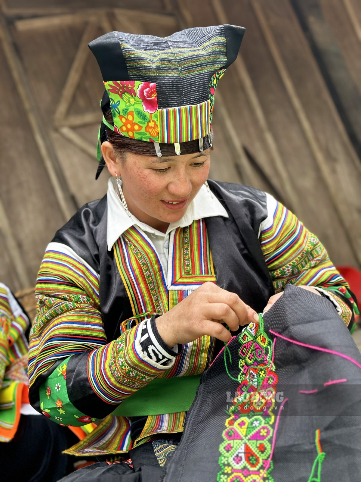 It typically takes around one month to complete a traditional costume with hand-embroidered patterns. Each costume created by the black Mong people in Lam Binh district costs between VND5 - 7 million.