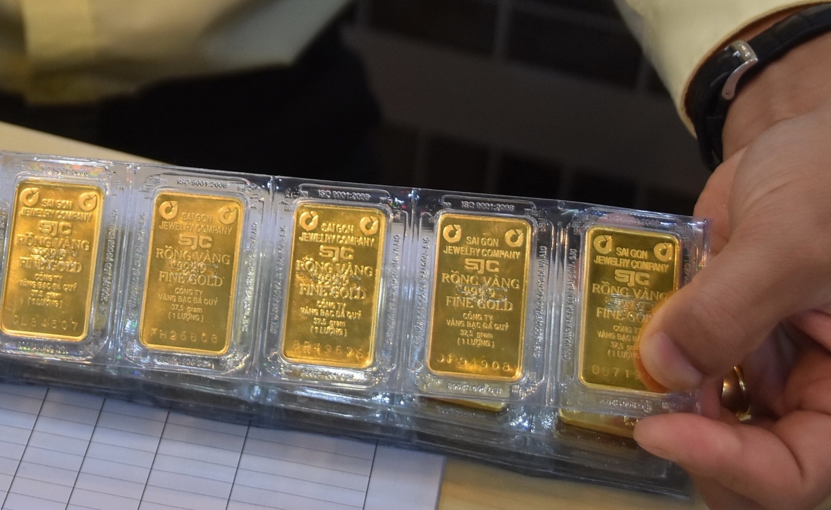 giá vàng sjc và vàng thế giới đồng loạt lao dốc hình ảnh 1 gia vang sjc va vang the gioi dong loat lao doc hinh anh 1