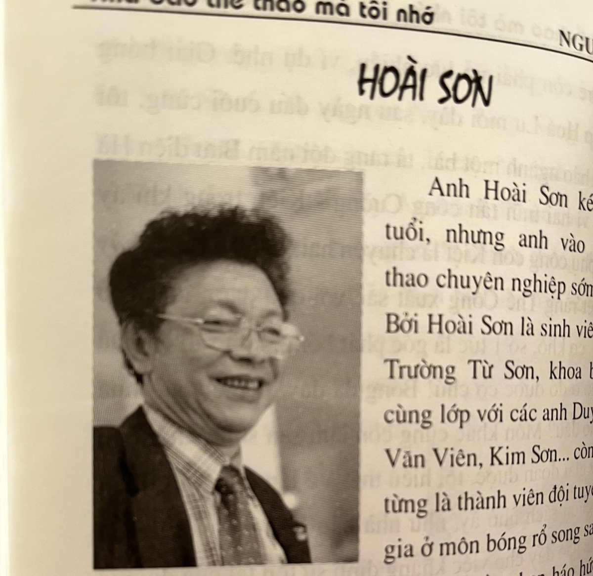 vĩnh biệt blv bóng đá hoài sơn hình ảnh 1 vinh biet blv bong da hoai son hinh anh 1