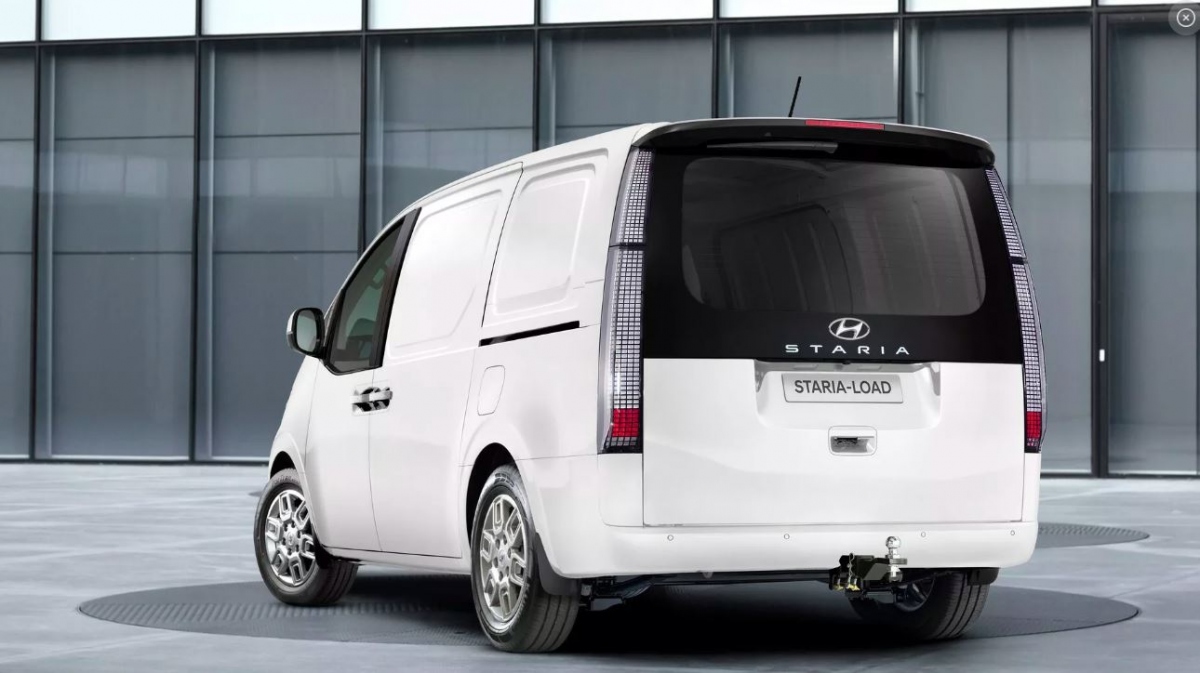 hyundai staria co them phien ban dung dong co diesel hinh anh 4