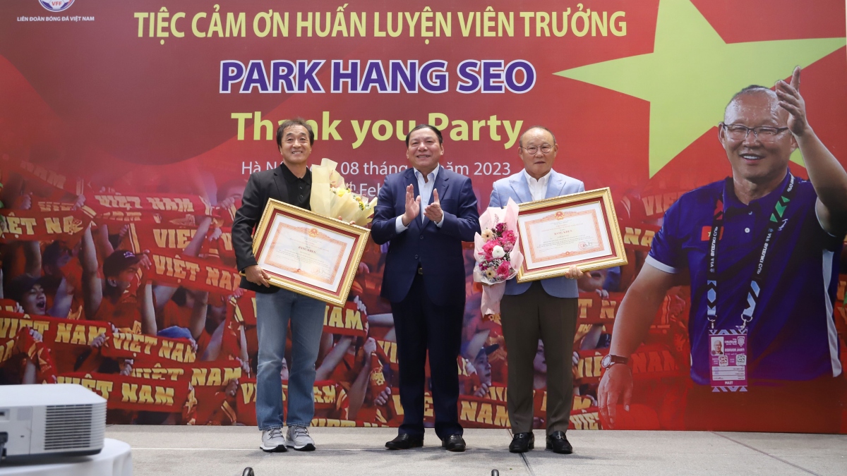vff to chuc tiec tri an hlv park hang seo hinh anh 6