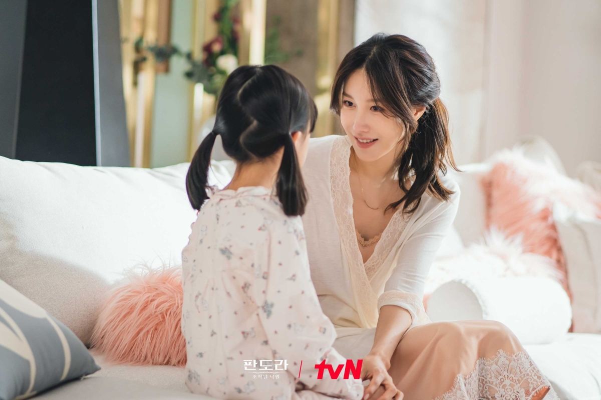 lee ji ah xinh dep rang ro trong vai nguoi mat tri nho hinh anh 2