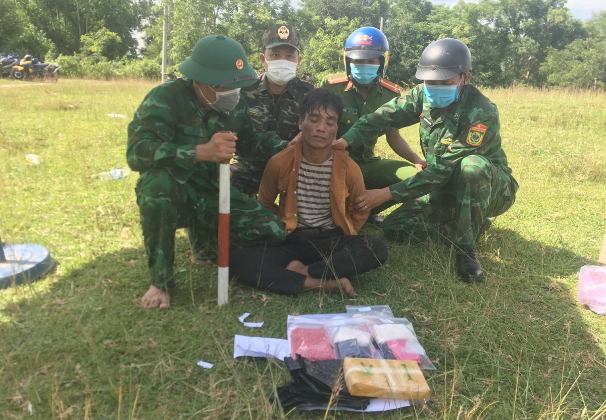 cam go cuoc chien chong toi pham ma tuy o vung bien quang tri hinh anh 2