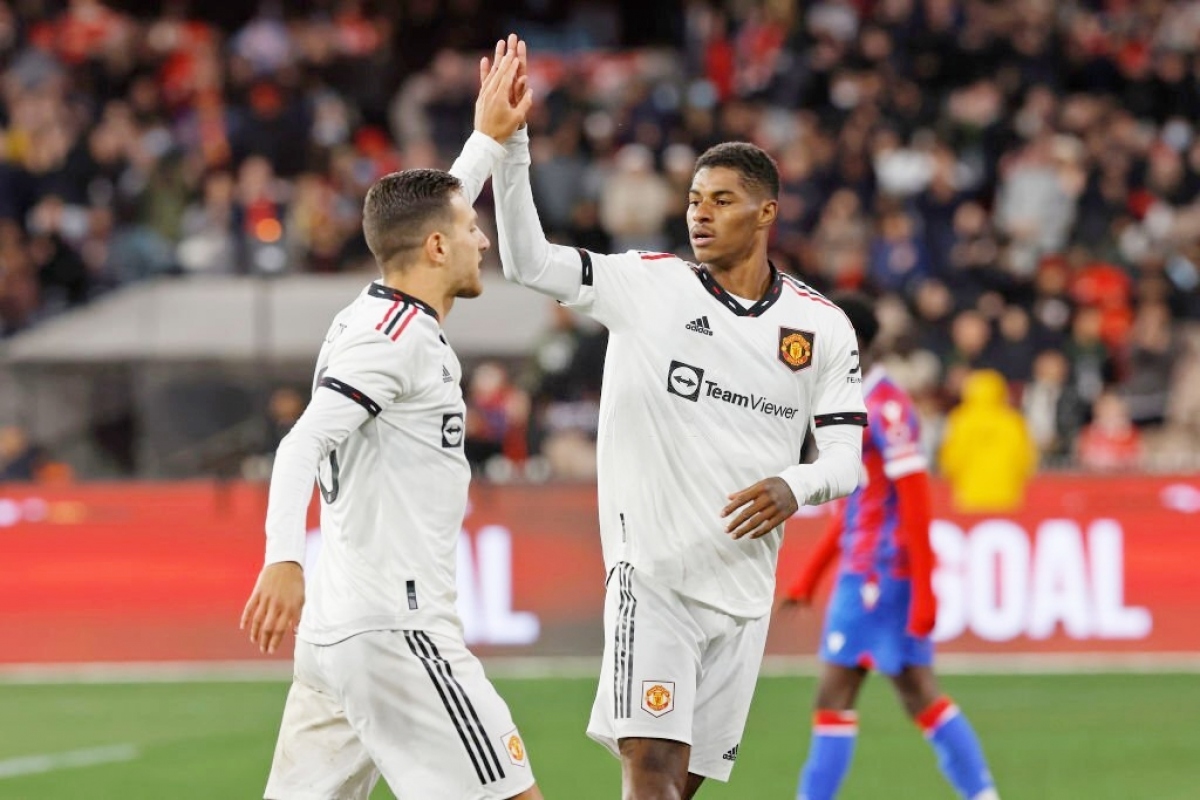 mu gấp rút gia hạn hợp đồng với rashford và dalot hình ảnh 1 mu gap rut gia han hop dong voi rashford va dalot hinh anh 1
