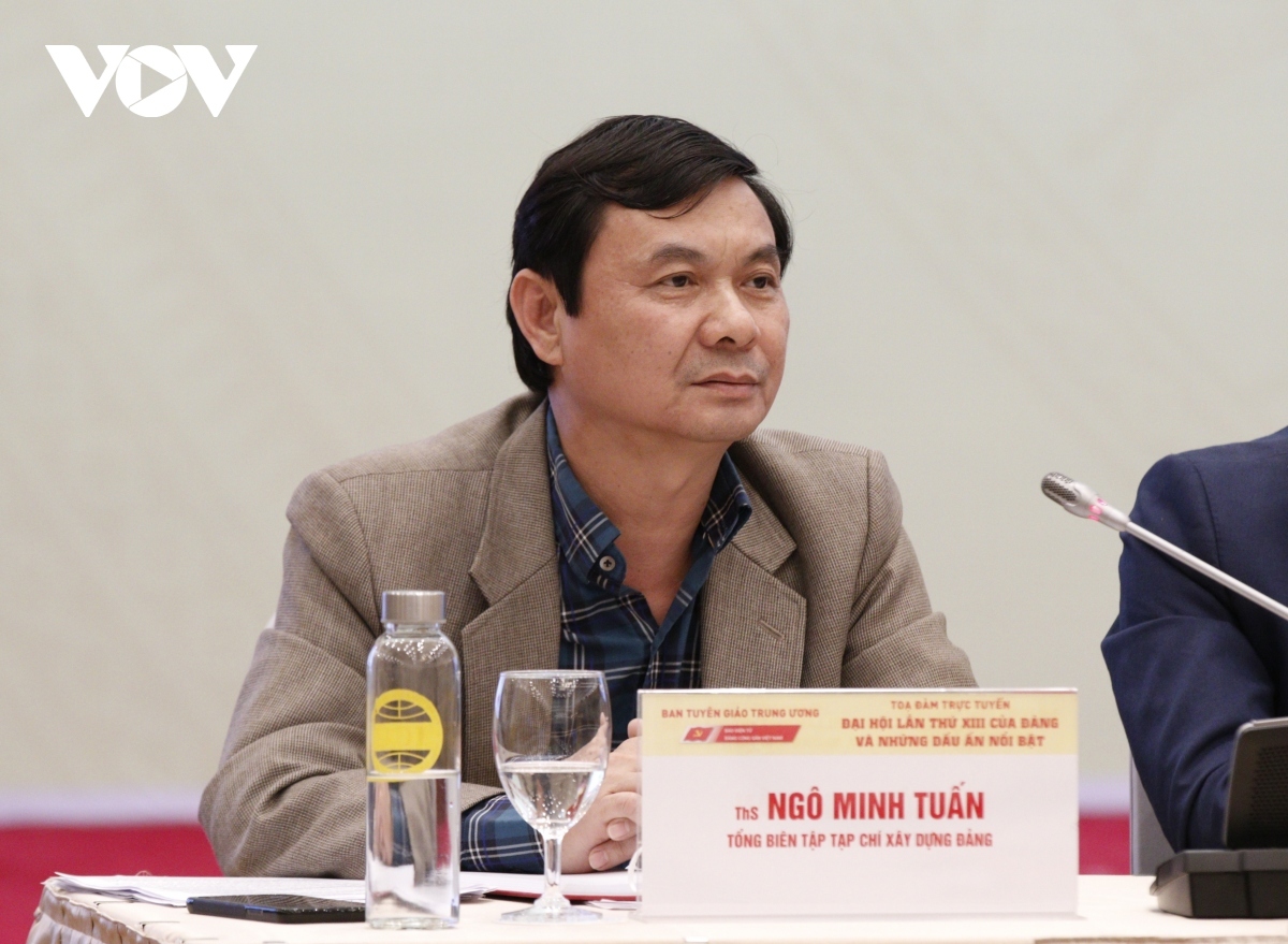 giai bua liem vang lan thu vii cac tac pham the hien ro chat xay dung Dang hinh anh 3