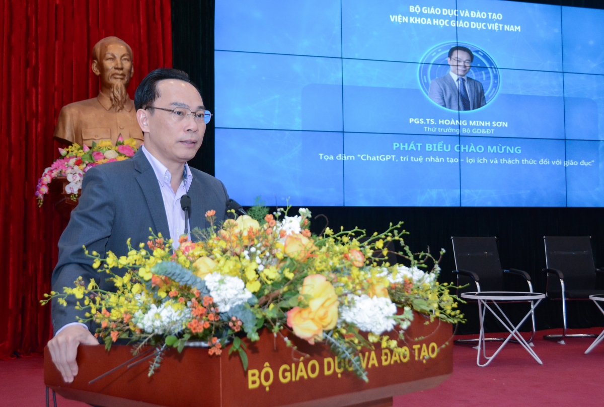 thứ trưởng bộ gd-Đt chatgpt sẽ tác động toàn diện tới mọi mặt ngành giáo dục hình ảnh 1 thu truong bo gd-Dt chatgpt se tac dong toan dien toi moi mat nganh giao duc hinh anh 1
