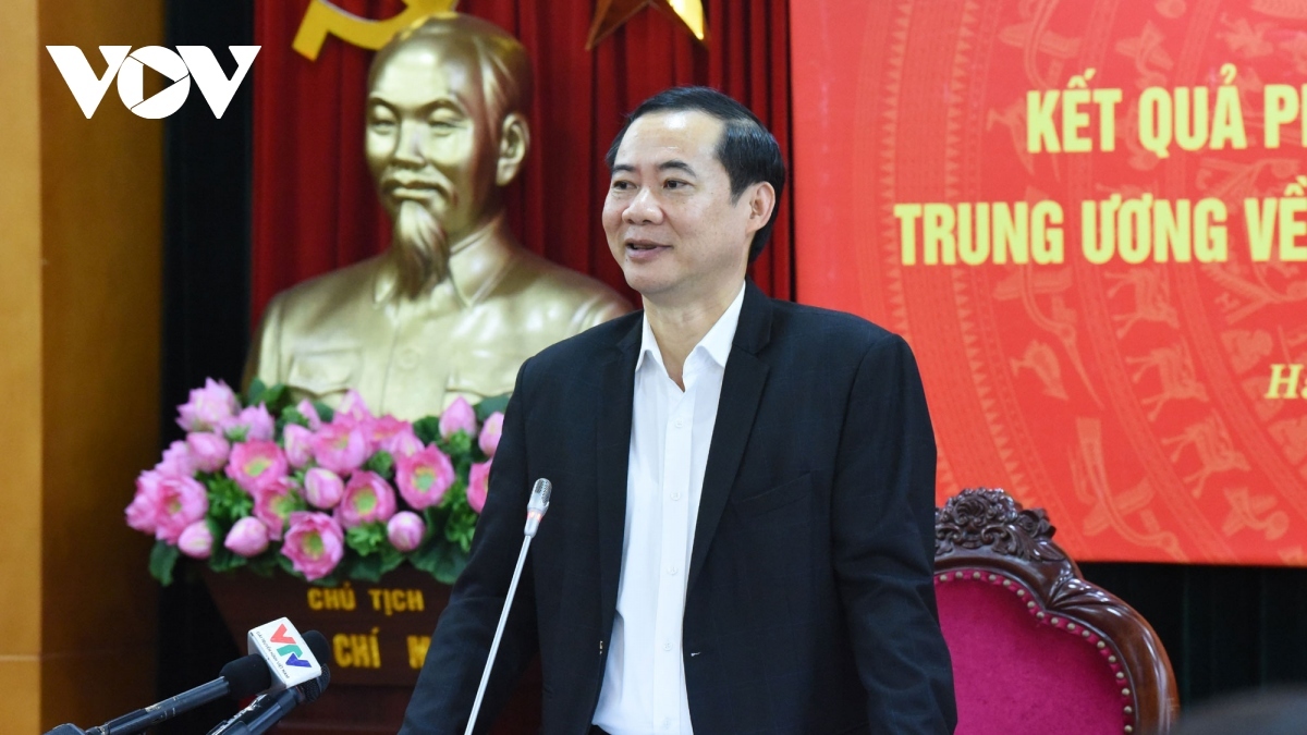 hon 300 nguoi da bi goi ten trong vu be boi dang kiem hinh anh 3