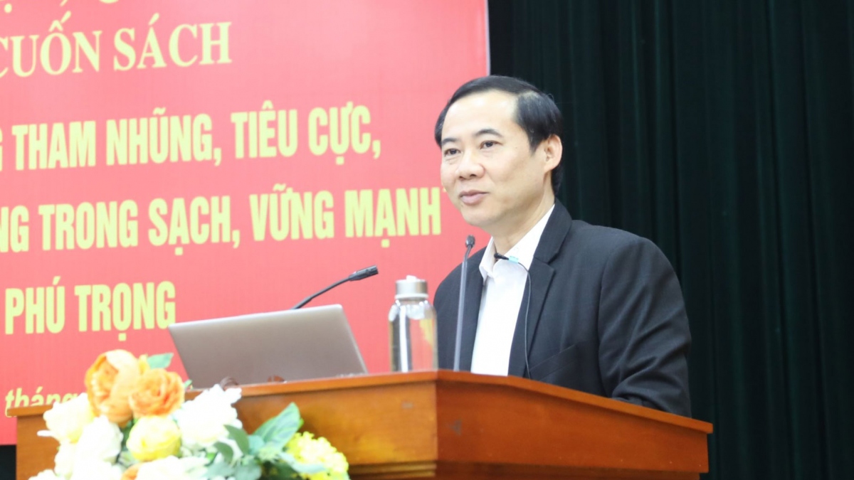 Dang uy khoi cac co quan tU hoc tap, quan triet noi dung cuon sach cua tong bi thu hinh anh 2