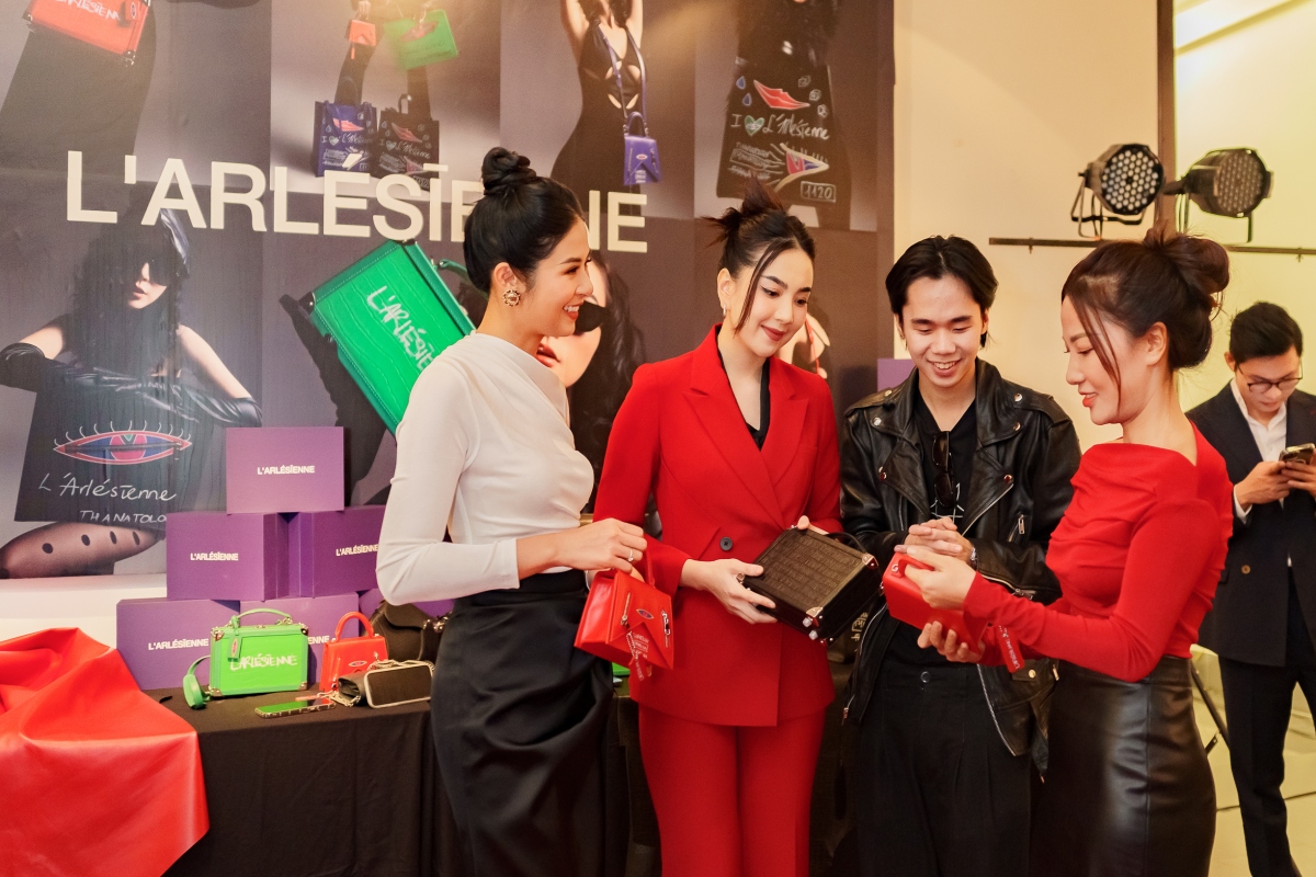 chang trai the he gen z va giac mo thiet ke tui thoi trang thuong hieu viet hinh anh 13