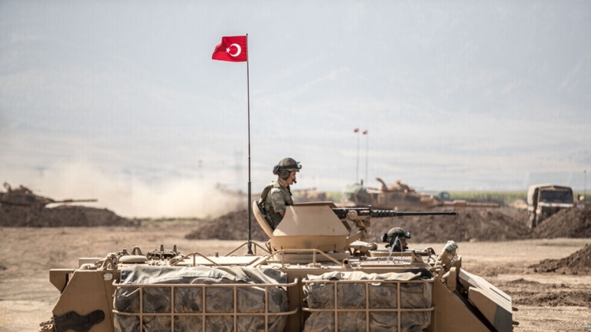 can cu quan su tho nhi ky tai iraq bi tan cong bang ten lua hinh anh 1