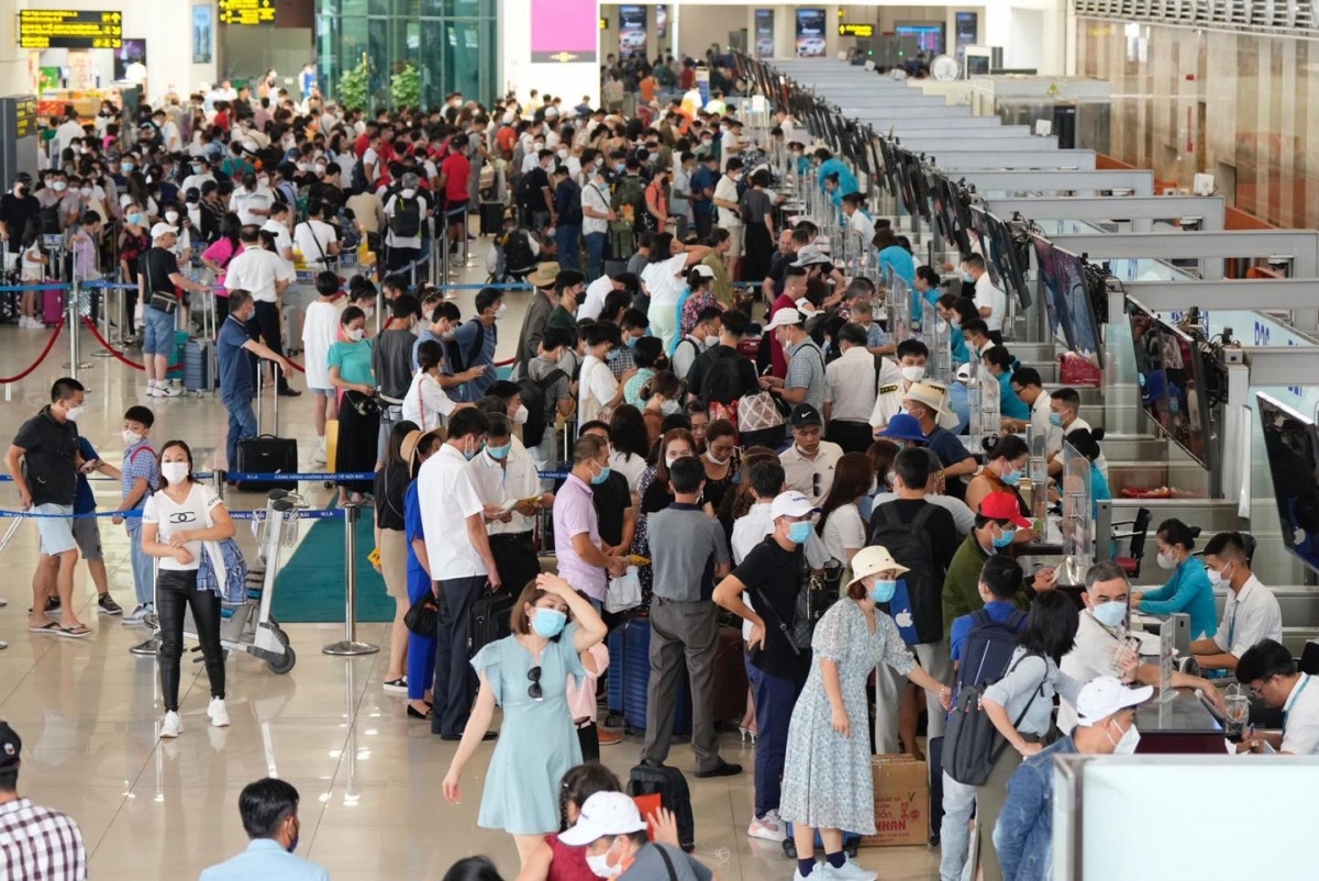 gần 20 triệu hành khách qua cảng hàng không trong 2 tháng đầu năm hình ảnh 1 gan 20 trieu hanh khach qua cang hang khong trong 2 thang dau nam hinh anh 1