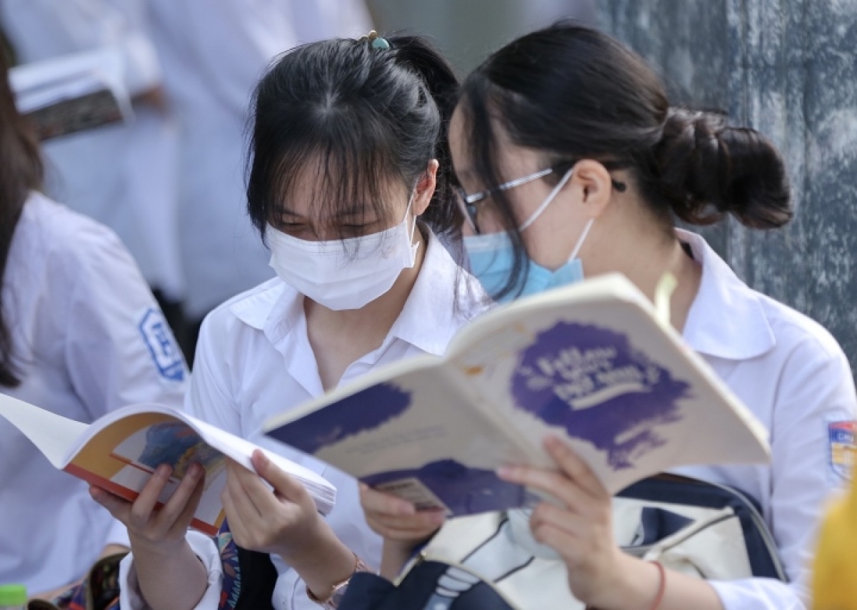 tuyển sinh lớp 10 năm 2023 vì sao nhiều địa phương bỏ môn thi thứ 4 hình ảnh 1 tuyen sinh lop 10 nam 2023 vi sao nhieu dia phuong bo mon thi thu 4 hinh anh 1
