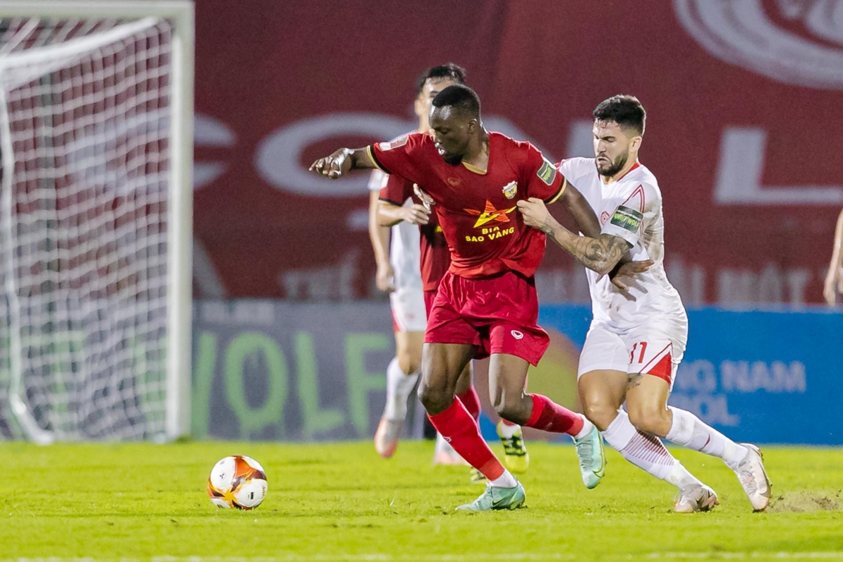hà tĩnh - hà nội fc khó cản nhà đương kim vô địch hình ảnh 1 ha tinh - ha noi fc kho can nha duong kim vo dich hinh anh 1