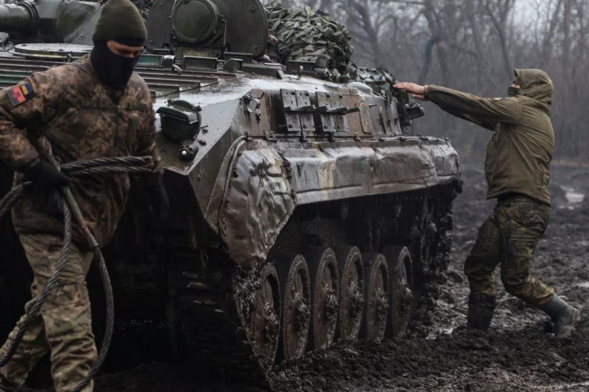 ukraine thừa nhận tình hình ở bakhmut cực kỳ căng thẳng hình ảnh 1 ukraine thua nhan tinh hinh o bakhmut cuc ky cang thang hinh anh 1