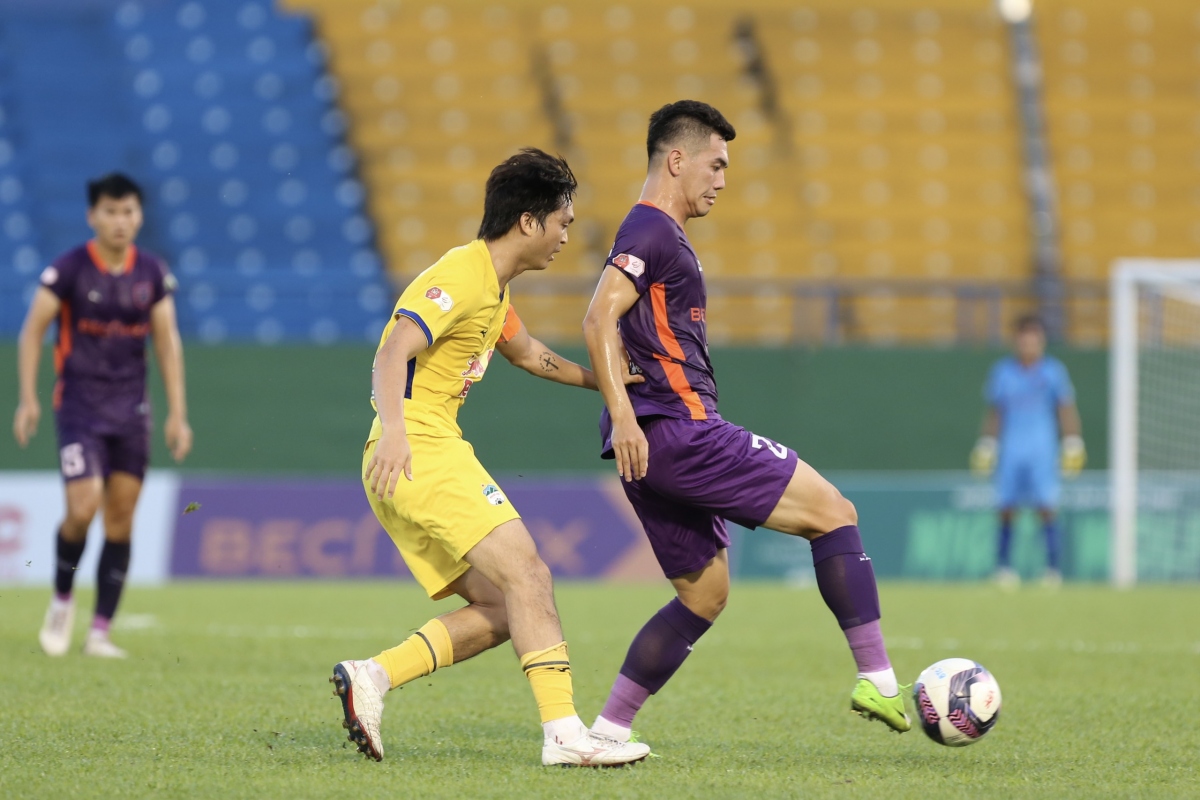 rimario ghi ban, hagl danh roi chien thang tai binh duong hinh anh 4
