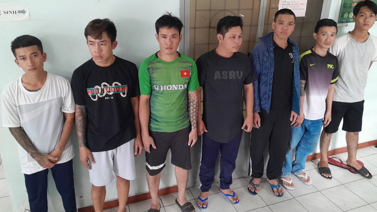 bat nhom chem chet nguoi sau va cham giao thong o binh duong hinh anh 2
