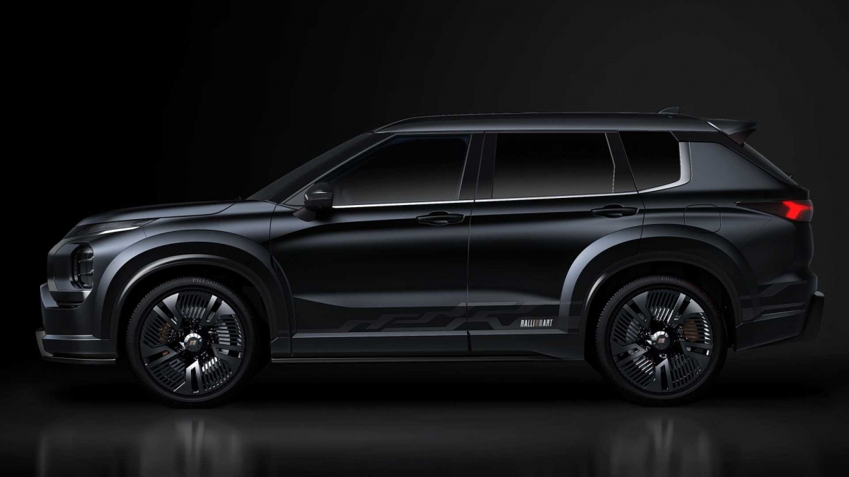 mitsubishi outlander phien ban nang cap moi se som gia nhap doi hinh ralliart hinh anh 5