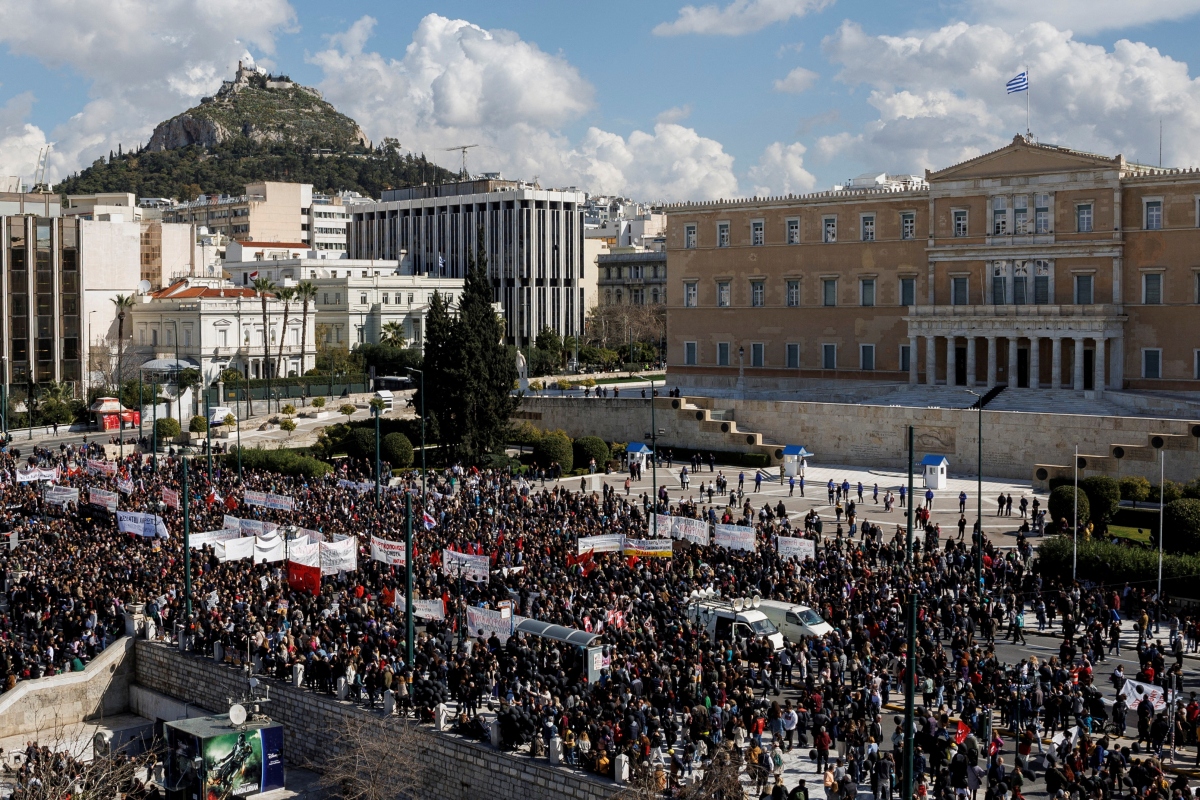 biểu tình tiếp diễn ở athens hy lạp sau vụ tai nạn tàu hỏa thảm khốc hình ảnh 1 bieu tinh tiep dien o athens hy lap sau vu tai nan tau hoa tham khoc hinh anh 1