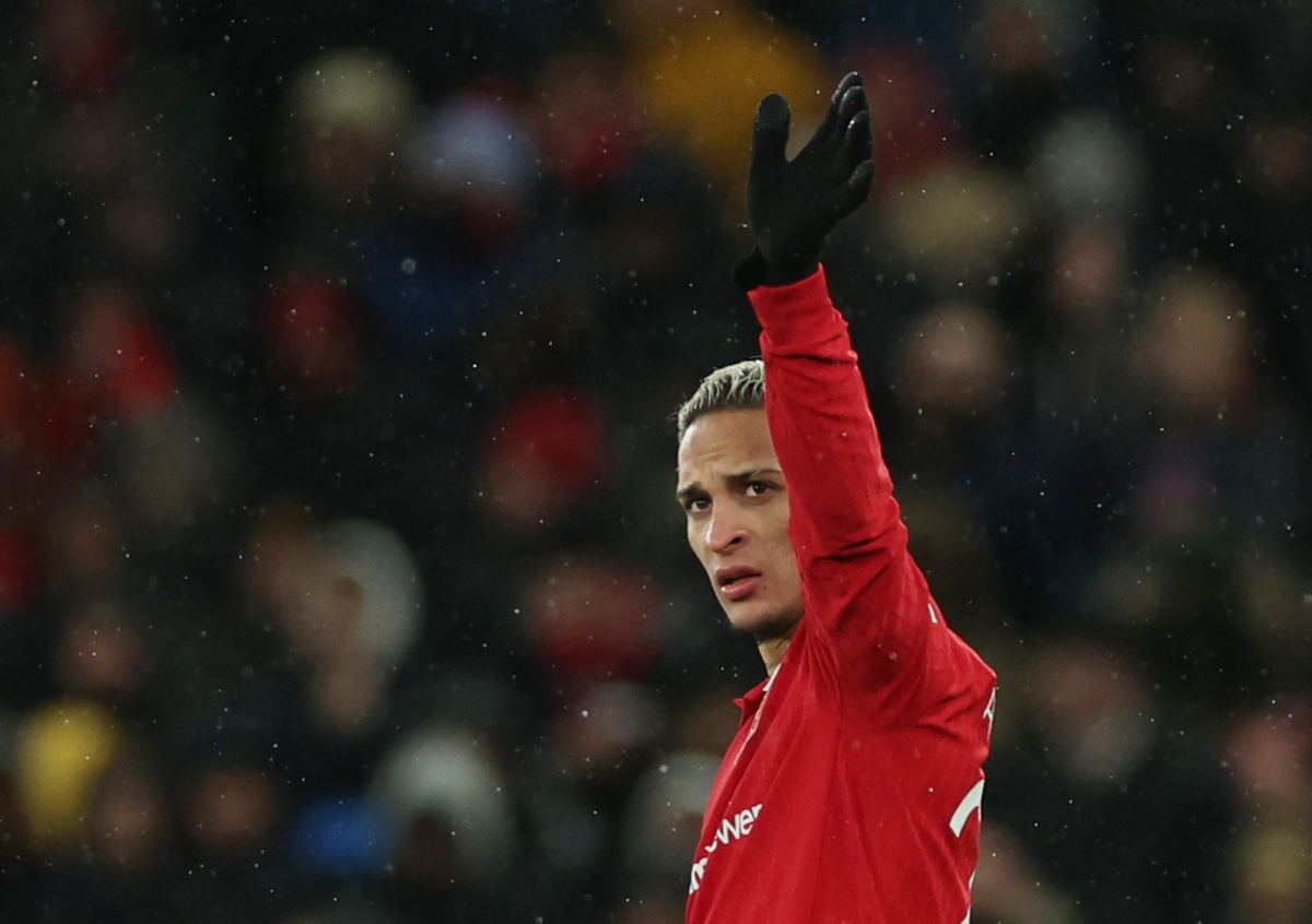 thang tung bung 4-1 truoc real betis, mu dat mot chan vao tu ket europa league hinh anh 15