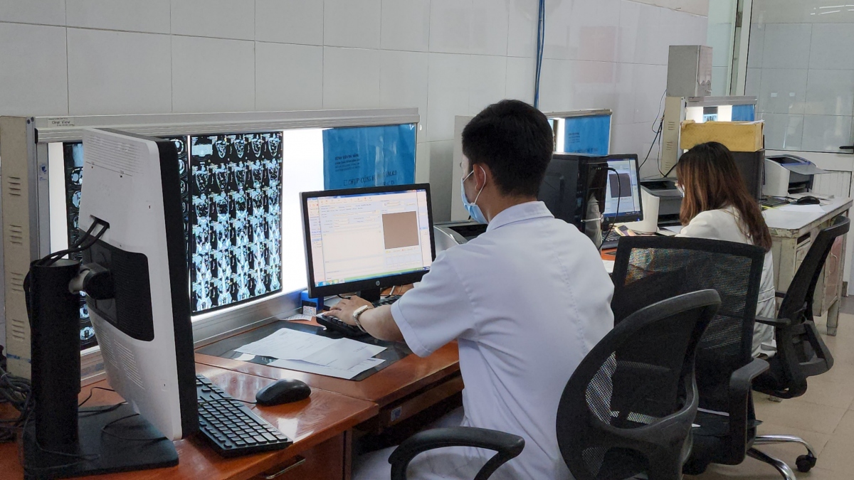 Da nang hy vong vat tu y te, thuoc se ve toi cac benh vien trong 10 ngay toi hinh anh 4