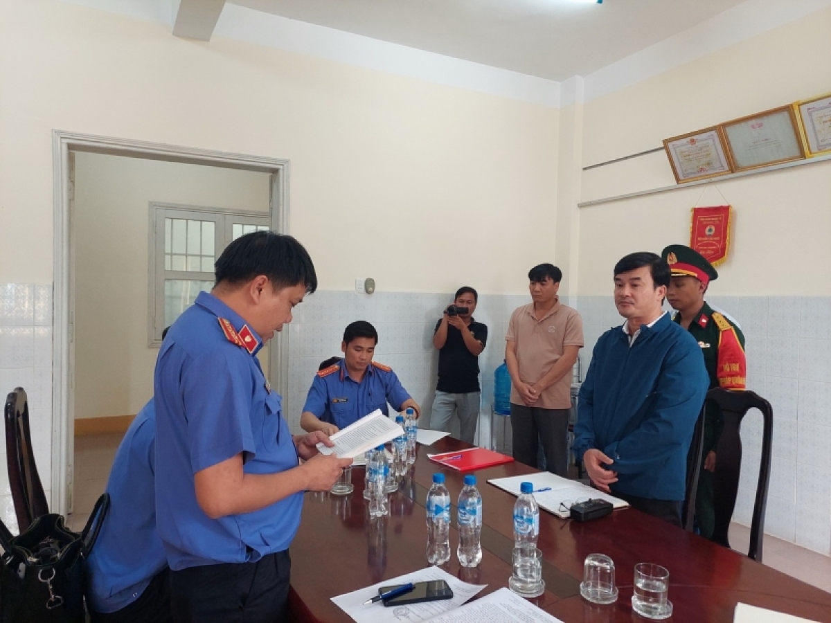 khởi tố, bắt tạm giam giám đốc trung tâm pháp y tỉnh quảng trị hình ảnh 1 khoi to, bat tam giam giam doc trung tam phap y tinh quang tri hinh anh 1