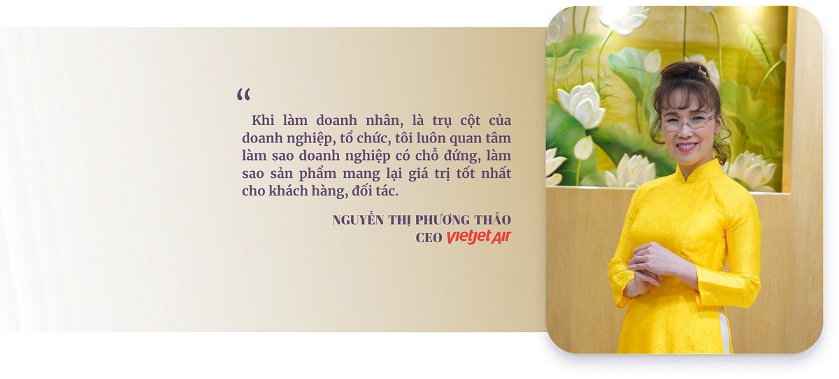 nhung nu lanh dao viet nam trong ta ao dai dan toc hinh anh 12