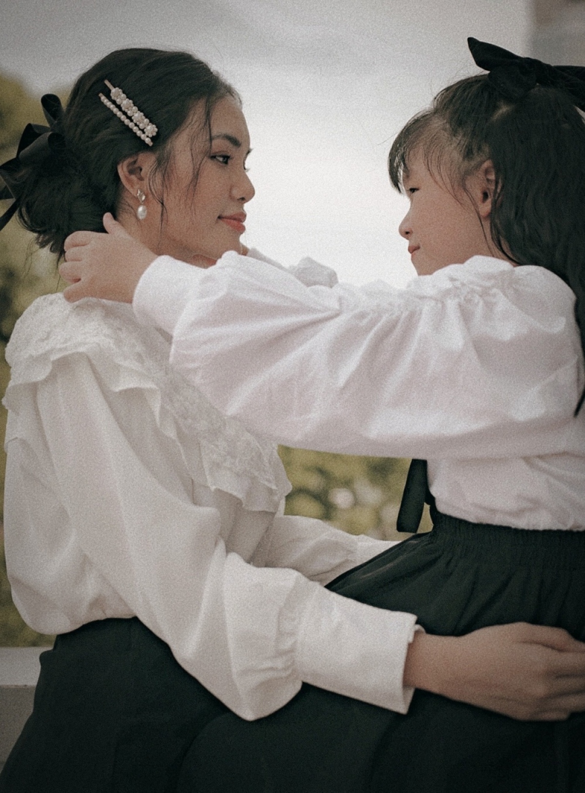 yeye nhật hạ lần hiếm hoi chia sẻ hình ảnh con gái xinh như thiên thần hình ảnh 1 yeye nhat ha lan hiem hoi chia se hinh anh con gai xinh nhu thien than hinh anh 1