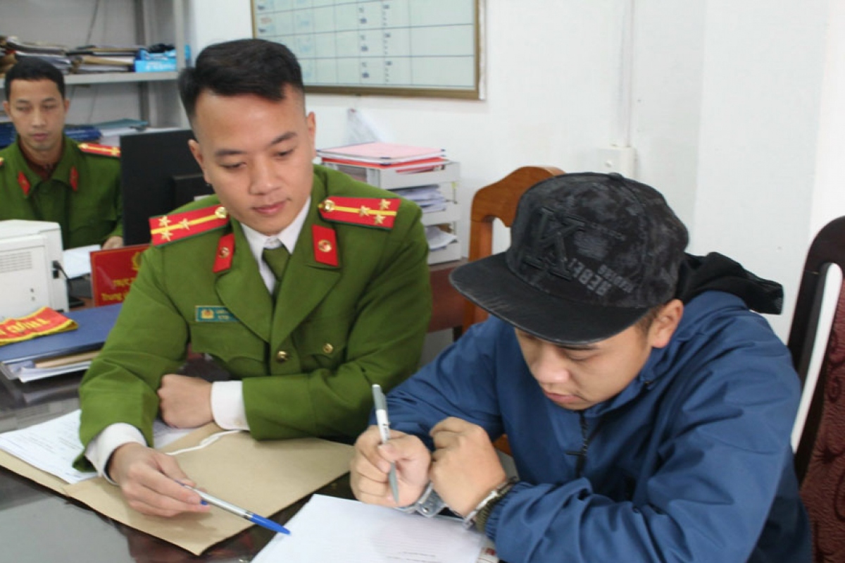 lua dao bang tin nhan hinh anh giao dich chuyen khoan thanh cong hinh anh 2