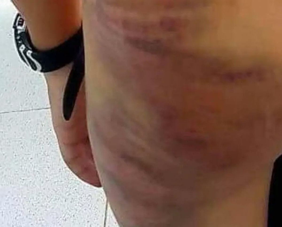 me ke danh con cua chong bam tim khap nguoi hinh anh 1