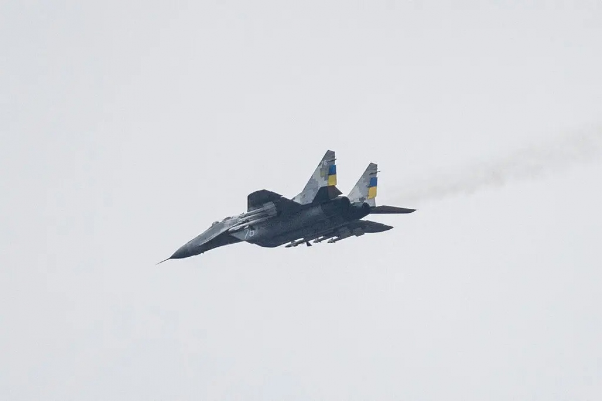 politico lầu năm góc tìm cách lắp tên lửa mỹ lên máy bay ukraine hình ảnh 1 politico lau nam goc tim cach lap ten lua my len may bay ukraine hinh anh 1