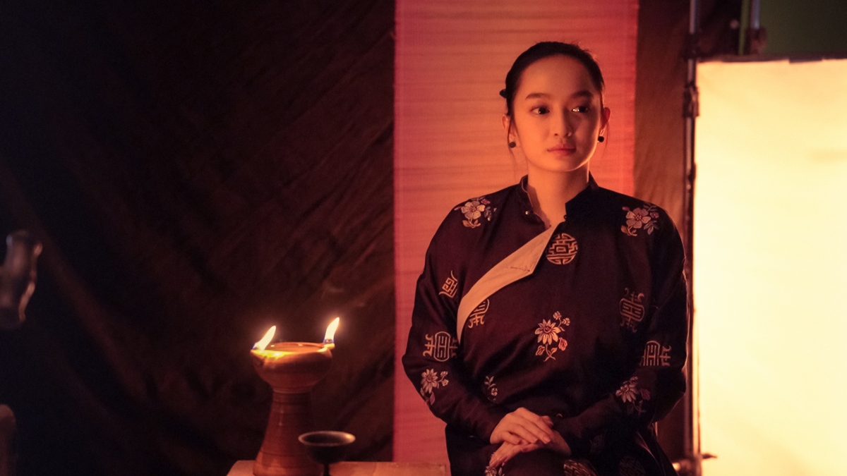 kaity nguyen lam nang tho moi trong phim co trang cua victor vu hinh anh 2