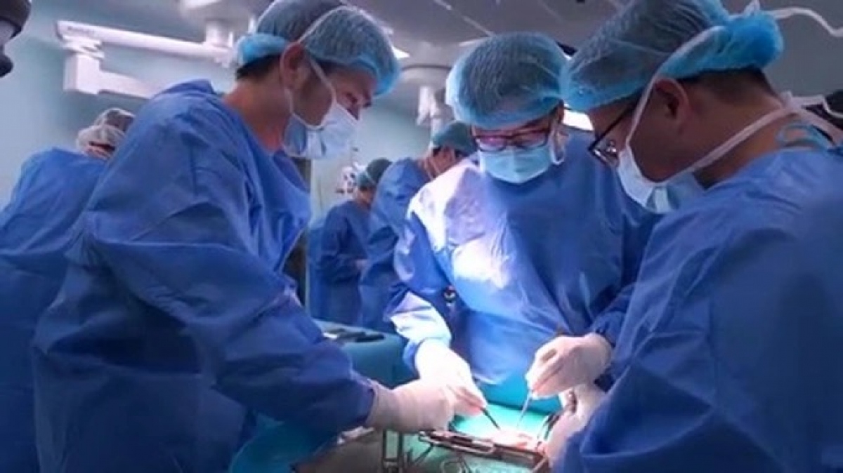 công nghệ mới giúp bệnh nhân ung thư xương nhanh chóng quay lại cuộc sống bình thường hình ảnh 1 cong nghe moi giup benh nhan ung thu xuong nhanh chong quay lai cuoc song binh thuong hinh anh 1