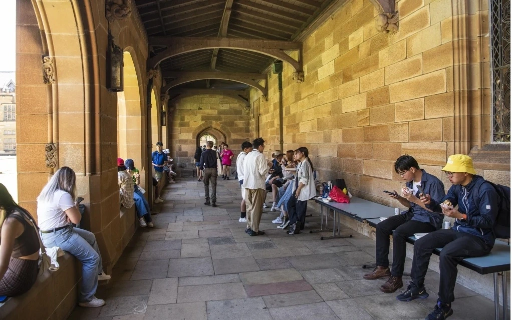 Sinh viên Australia. Ảnh: Siewert.