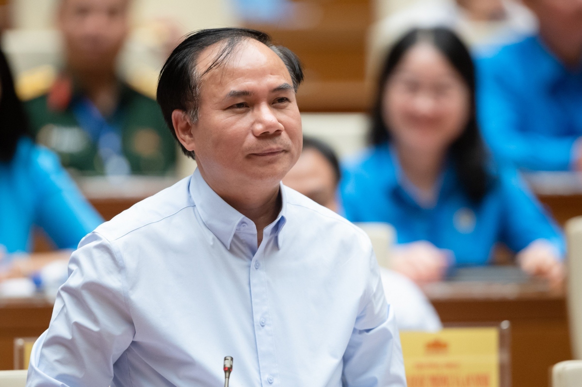 Thứ trưởng Bộ Xây dựng Nguyễn Văn Sinh