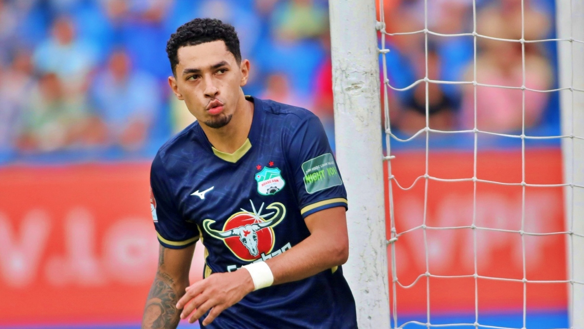 Paollo nhận án treo giò ở trận đấu giữa HAGL vs Đà Nẵng tại vòng 3 giai đoạn 2 V-League 2023. (Ảnh: VPF)