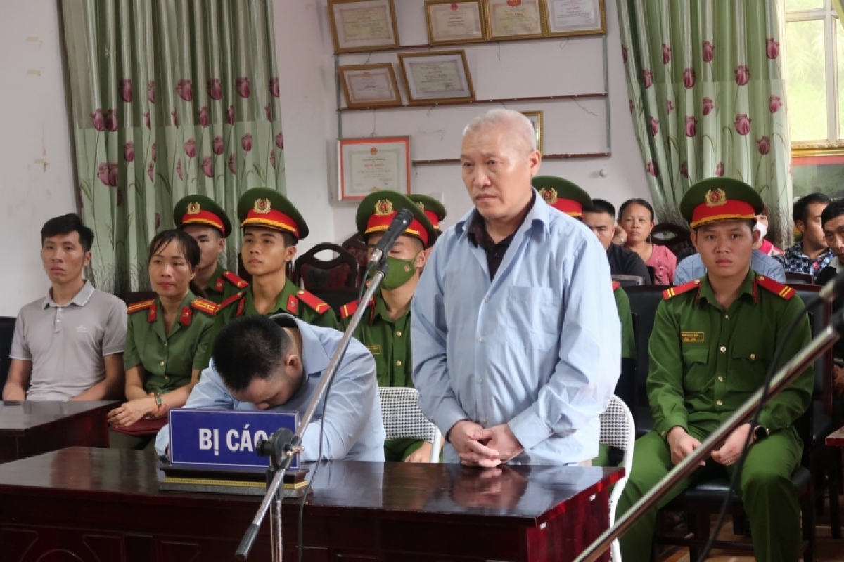 Đối tượng Bàn Dùn Nhàn tại phiên xét xử